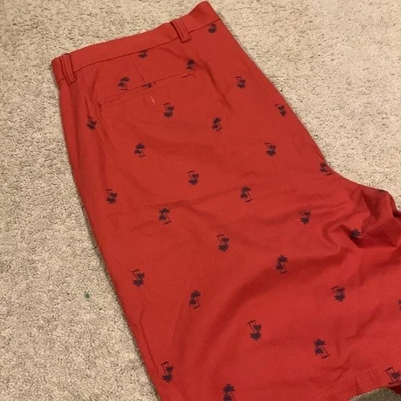 Brand New Men’s Old Navy Shorts - Picture 2 of 2